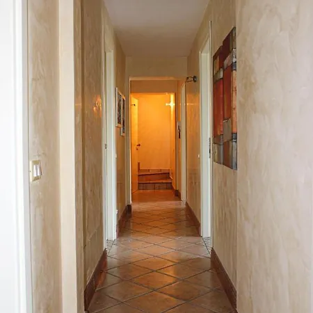 Apartment Belvedere Padenghe sul Garda